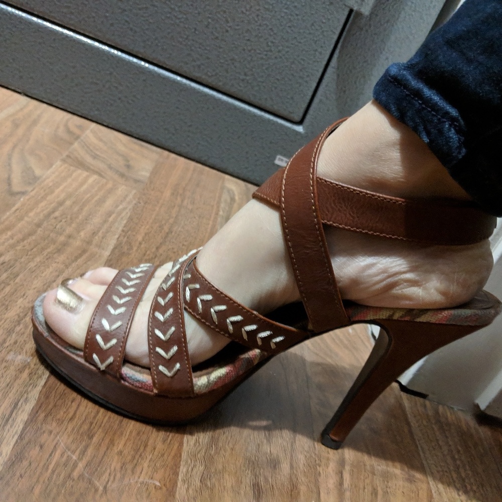 Size 6-7 (6.5) high heels